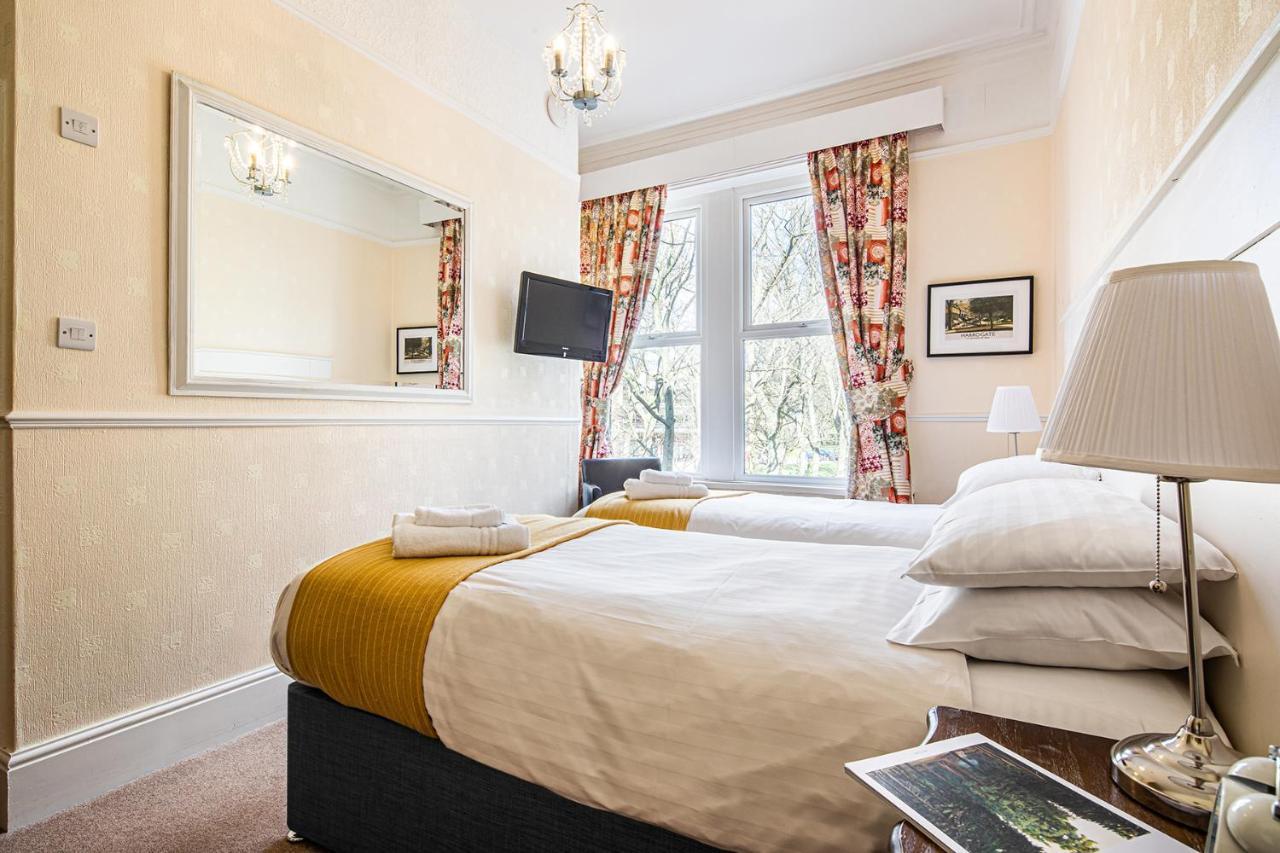 Fountains Guest House - Harrogate Stays المظهر الخارجي الصورة