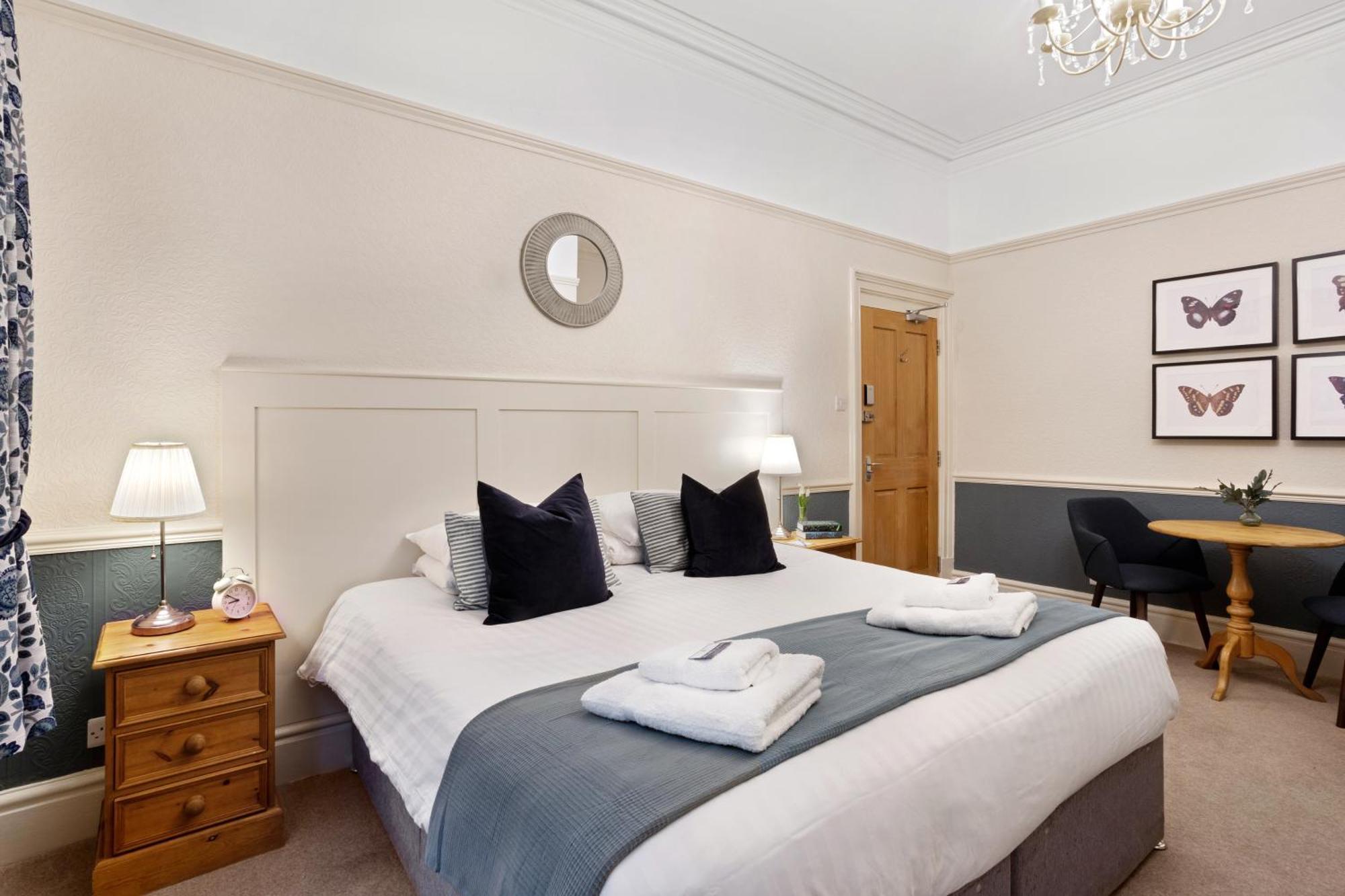Fountains Guest House - Harrogate Stays المظهر الخارجي الصورة