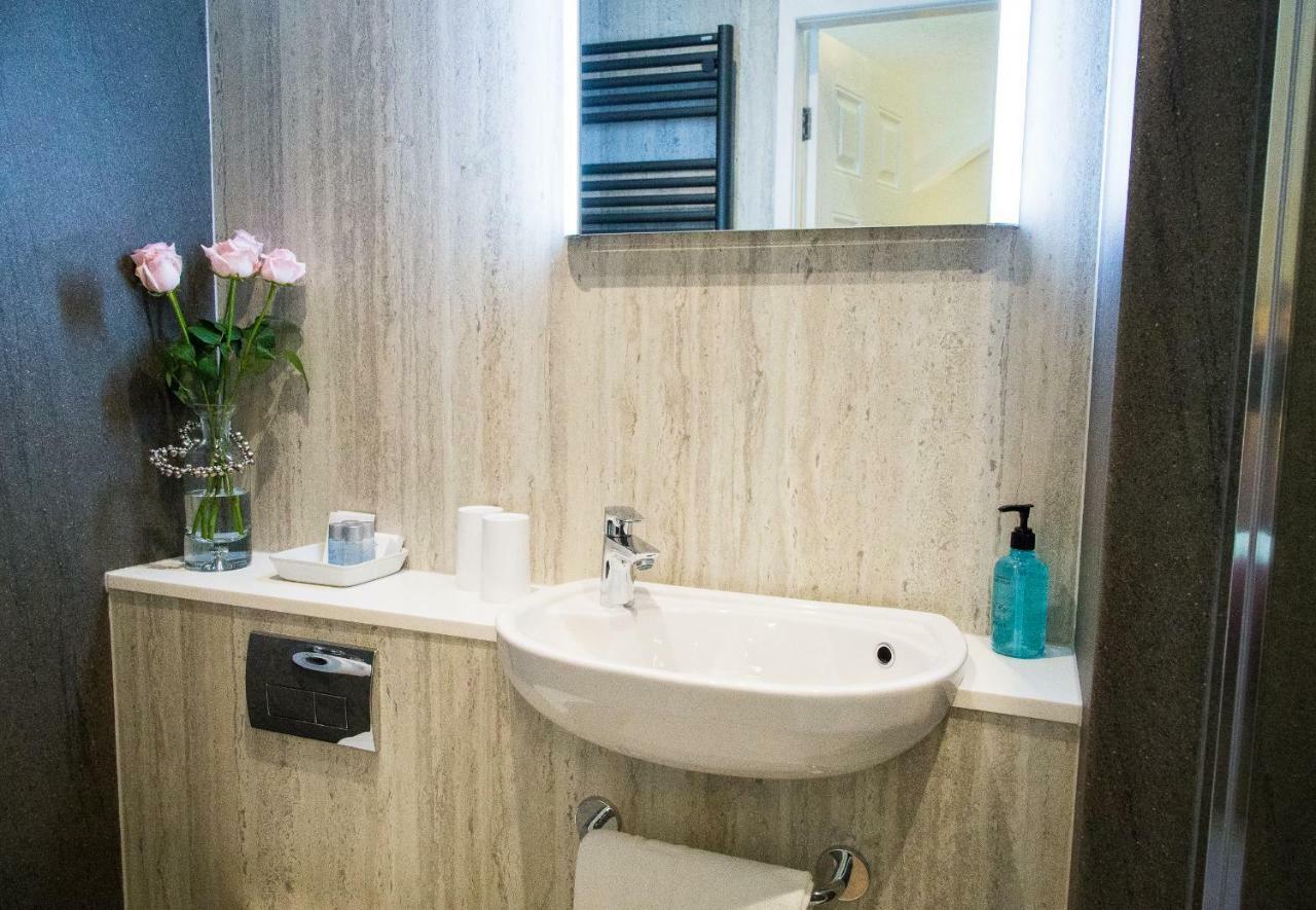 Fountains Guest House - Harrogate Stays المظهر الخارجي الصورة